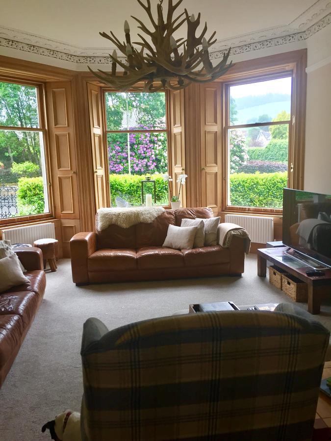Fernbank House Bed & Breakfast Aberfeldy Bagian luar foto